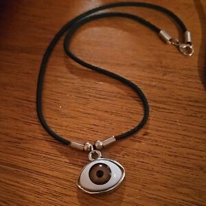 ❄️3 for $20❄️ Silver Evil Eye Pendant Necklace